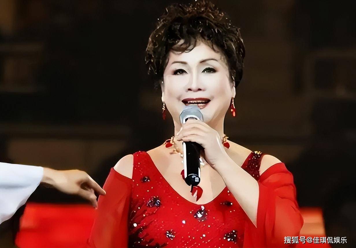 李谷一女儿肖一:在母亲的愧疚下长大,48岁仍未婚让母亲纠结心痛