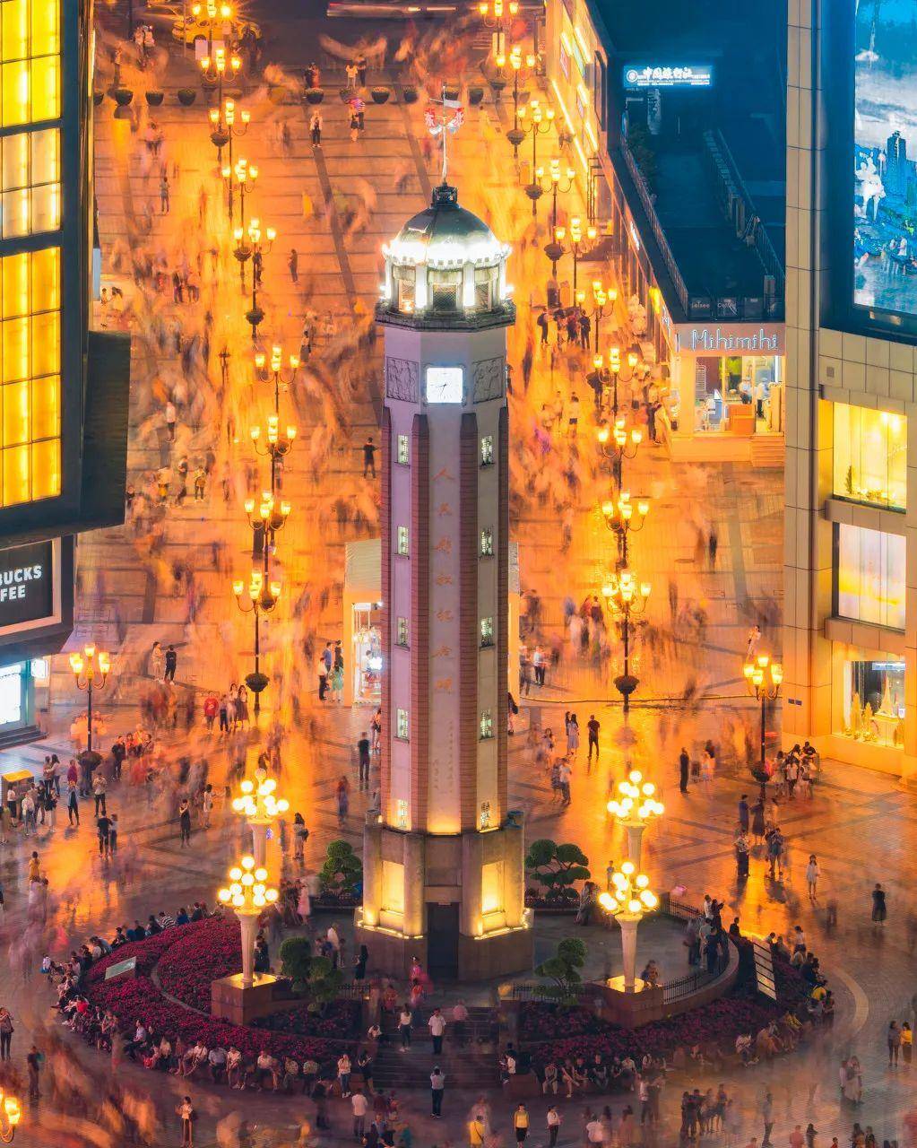 在重庆的魔幻体验