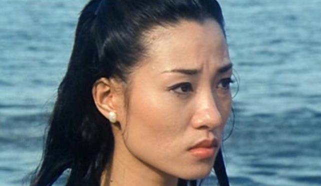 王小凤_许立信_角色