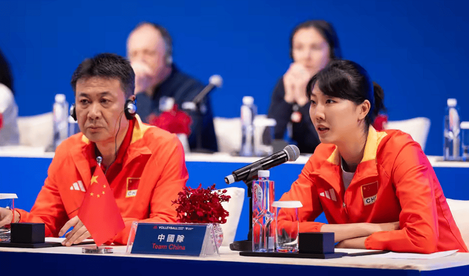 蔡斌如果离职,谁又能担任中国女排主教练?他的呼声最高.