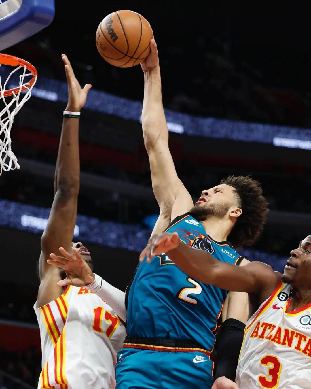 康宁汉姆_活塞_续约