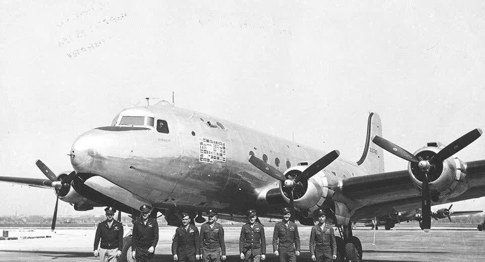 1954年中国空军误击英国"改装客机",引发中美空战,结局如何?