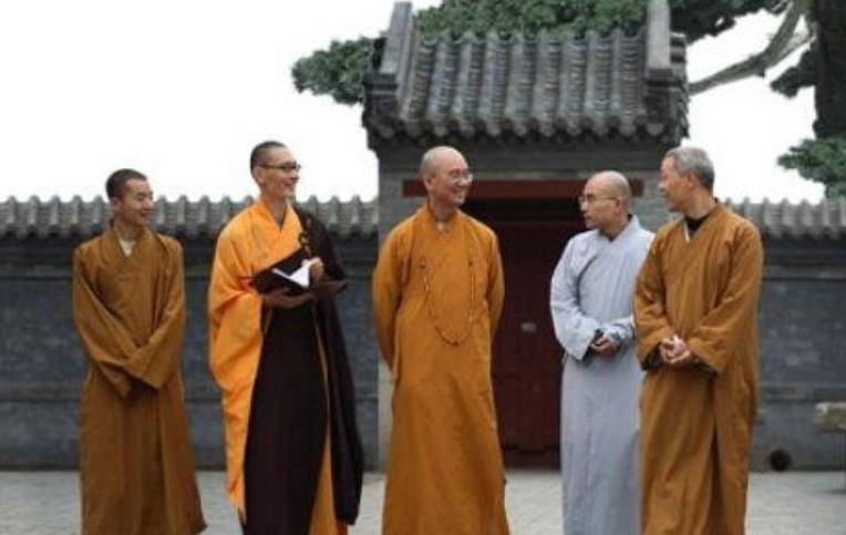 北大天才柳智宇,在龙泉寺出家8年后,为何又下山当心理咨询师?