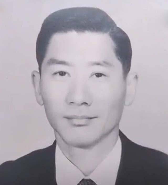 台湾女儿来大陆,寻找45年前离家的父亲,才发现父亲是荣氏大家族