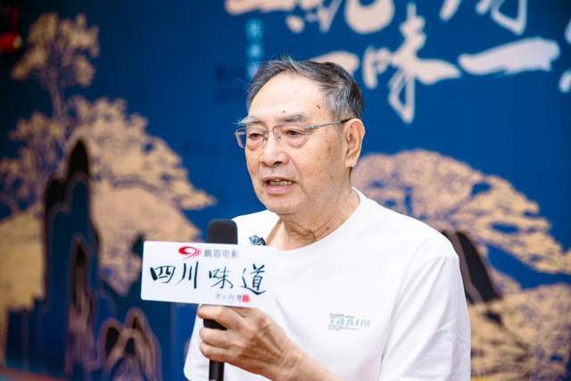 开业仪式上,雲起食·西岚主理人彭建伟向各位来宾致以诚挚谢意,他说