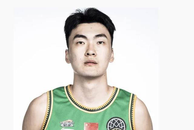 辽宁男篮开门黑,丛明晨沮丧,输球责任应归鄢手琪