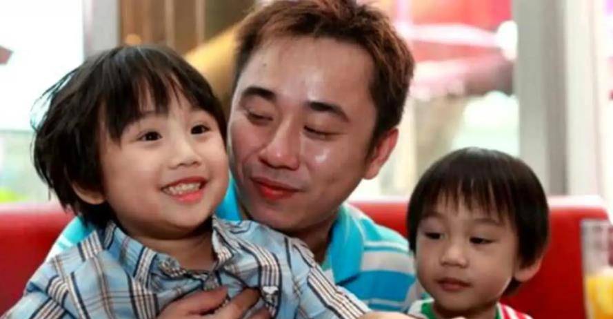 小小彬2岁出道3岁被亲妈抛弃,赚千万为亲爸后妈买豪车,现状如何