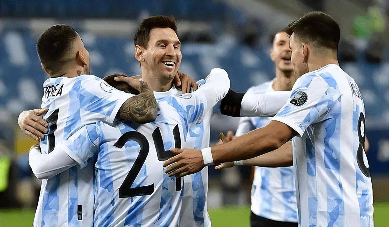 马拉多纳在梅西时代踢球,他能不能全方面压制c罗