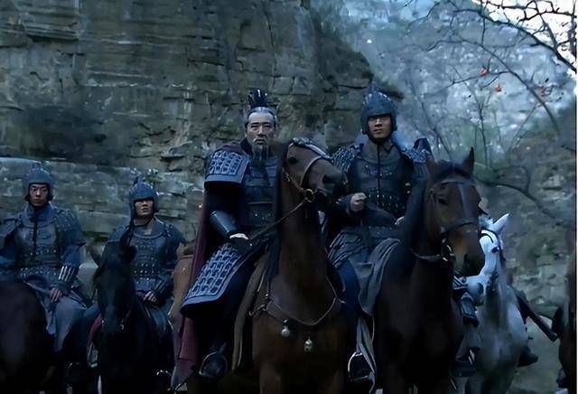 刘备到死才发现:最可怕的人,就隐藏在自己身边,刘封被冤杀了