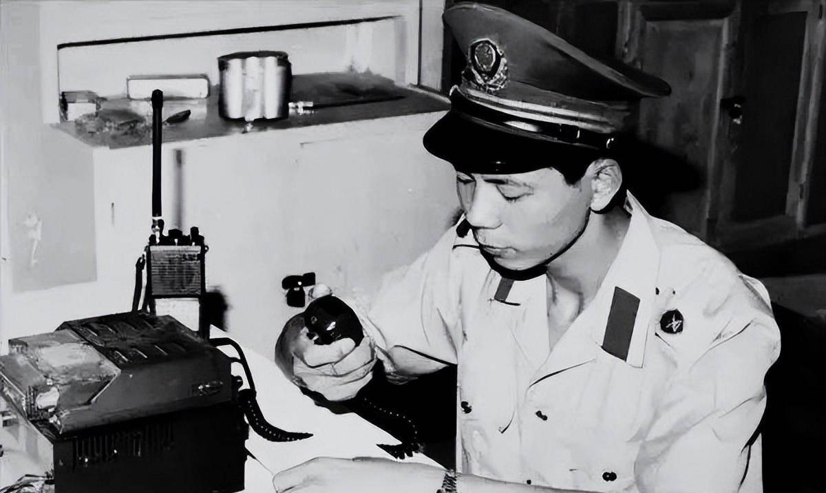 但在经过警方长达八个小时的审问之后,李云心底最