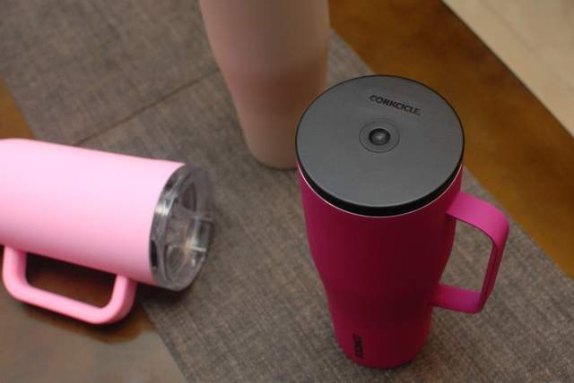 CORKCICLE酷革大容量吸管杯:时尚单品,喝水也能潮出天际