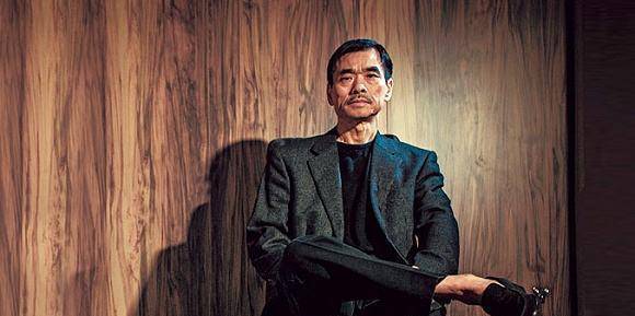 潘志勇:在港只手遮天的黑道教父,55岁回大陆时被百位警察逮捕