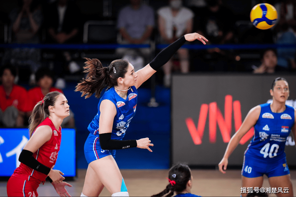 荷兰女排战胜塞尔维亚,获9.37分,有望获巴黎奥运参赛资格