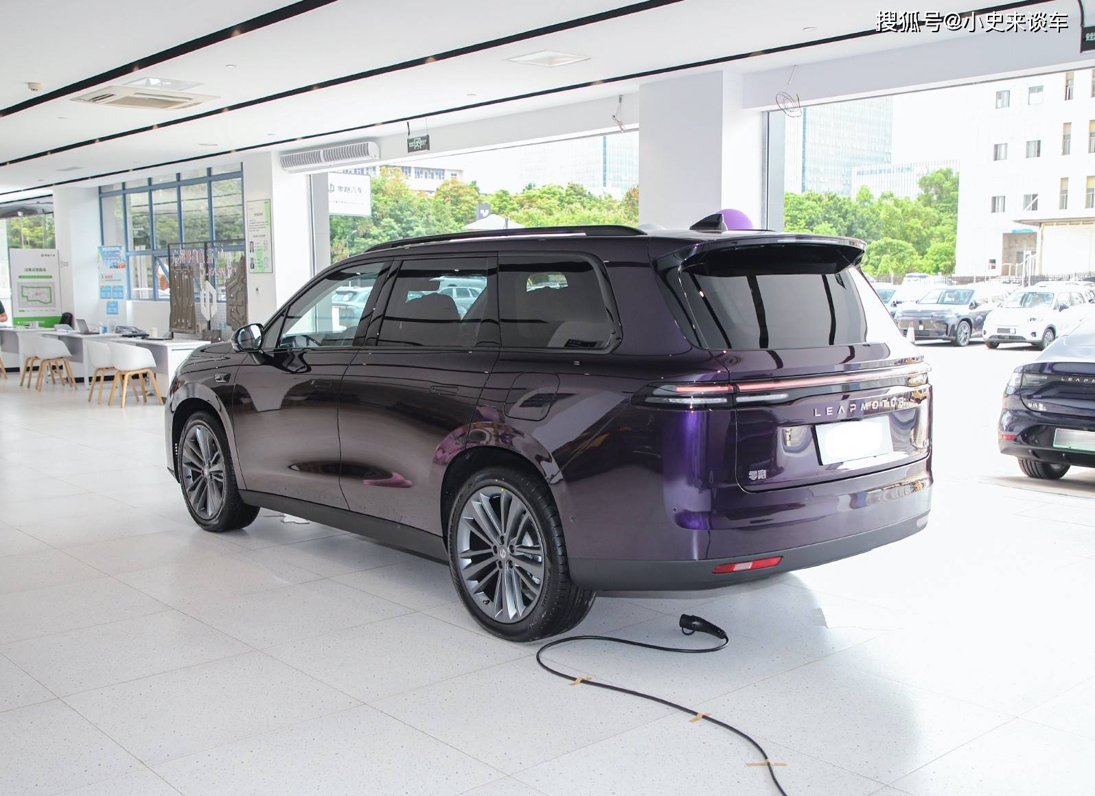 理想l6"接班人",中型增程式suv预售20万!续航出色配六座布局