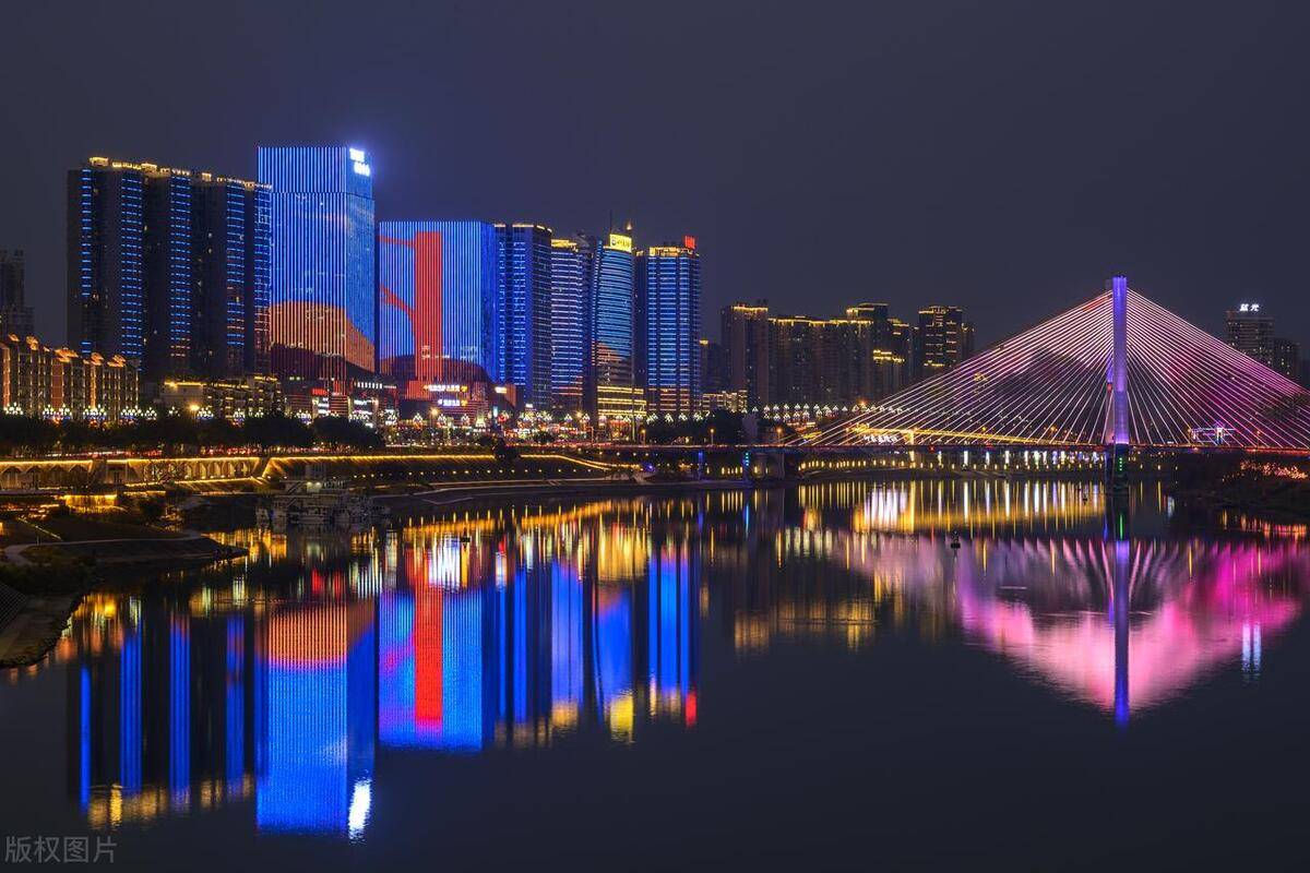 南充夜景图片手机拍摄图片