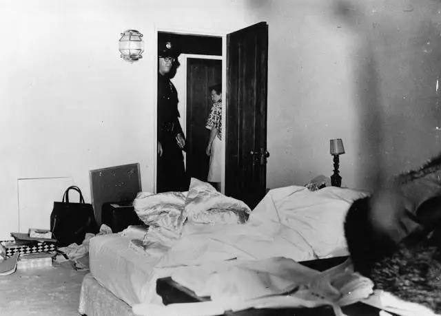 玛丽莲梦露离世时的样子,与美丽一点不沾边!_照片_人们_死亡