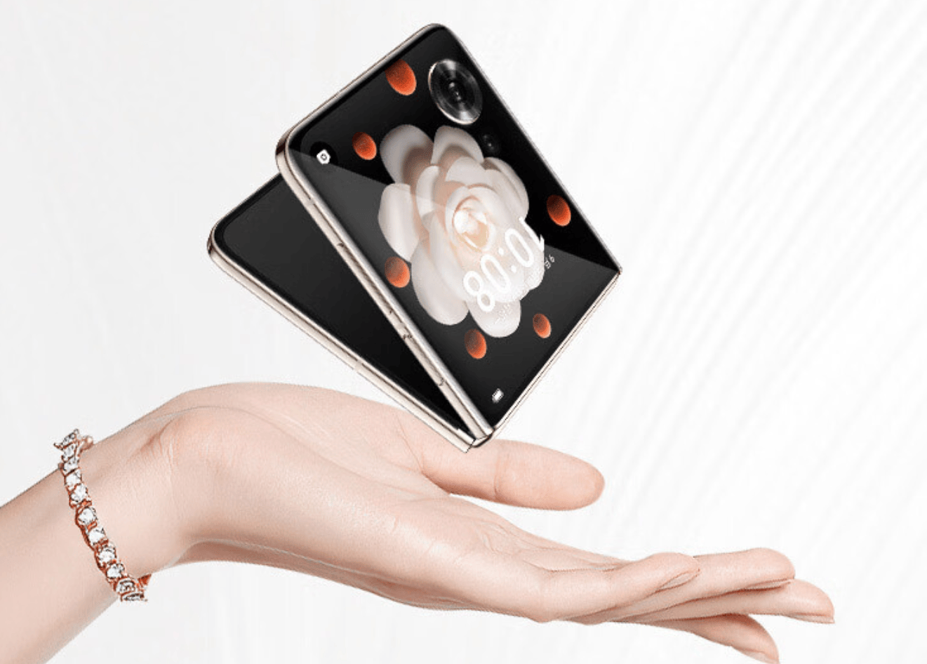 4.0英寸大外屏+极致轻薄！荣耀发布MagicVFlip，成为折叠屏大满贯