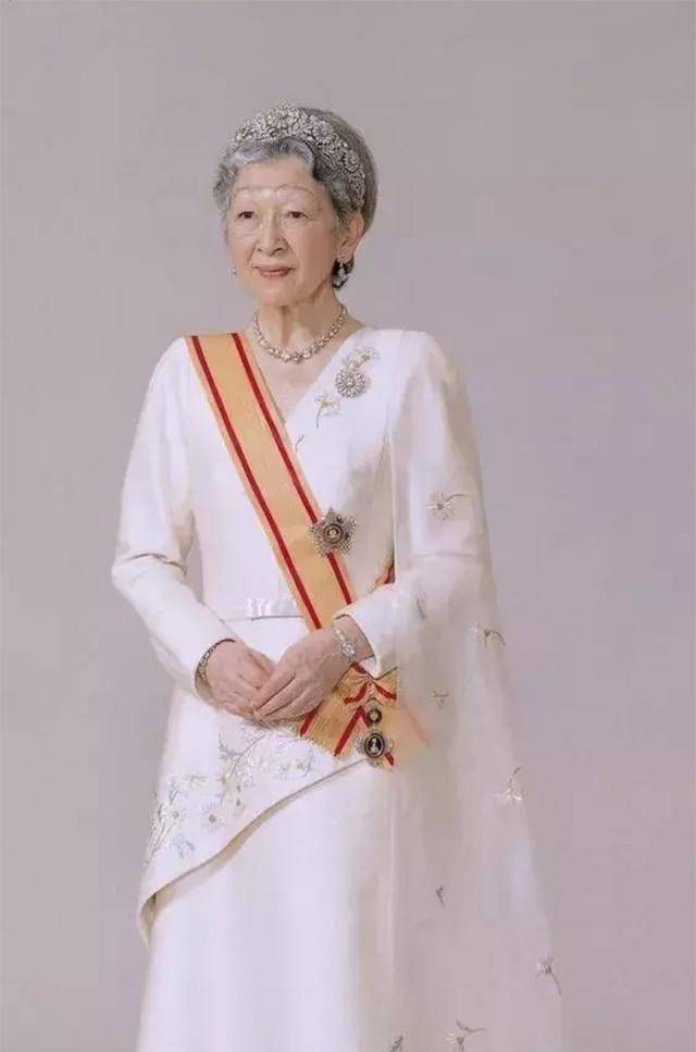 婆婆嫉妒儿媳会生子,让儿媳流产,割肋骨,坦言婆婆只想要她的子宫_明仁