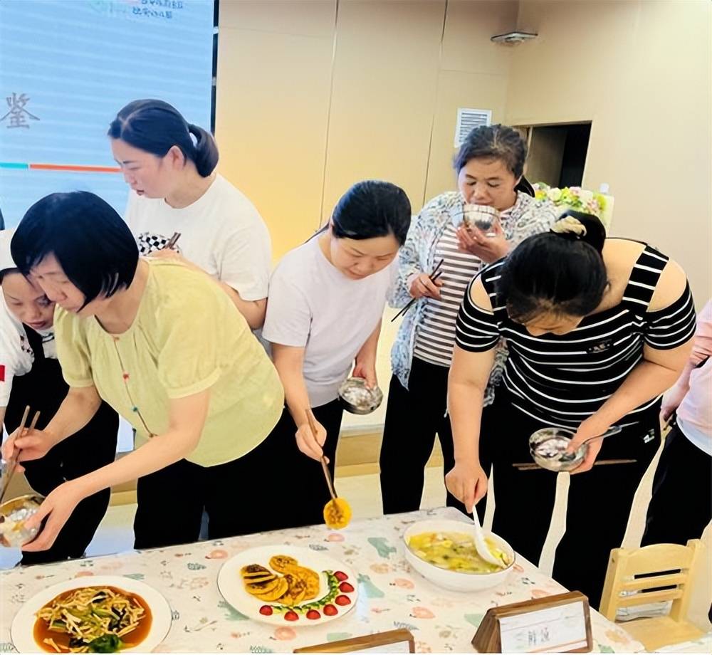 美好"食"光 烹"燃"心动 西安市阎良区迎宾幼儿园美食推新活动