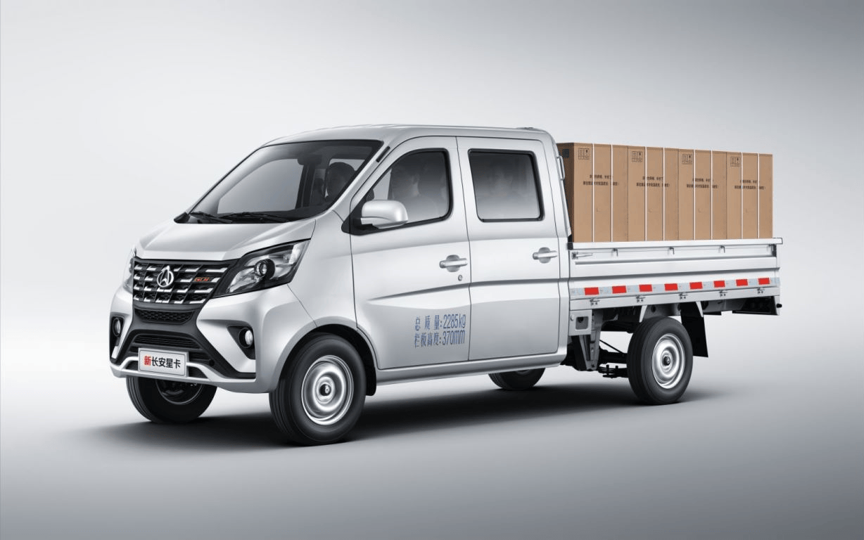 综上所述,长安凯程旗下车型都具有着各自的特点,一方面强化了载货和