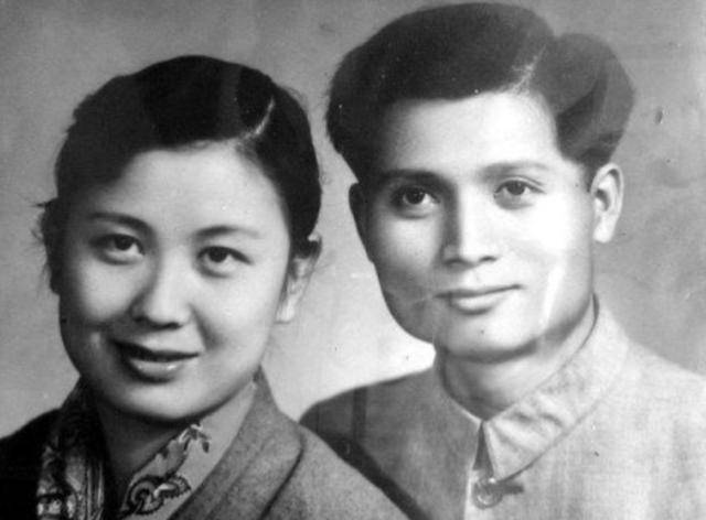 孕却惨遭丈夫抛弃,初恋看不下去:嫁给我,孩子我养_严凤英_甘律_王兆乾