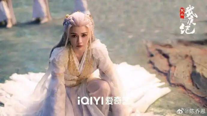 婚后3年,陈乔恩"恶毒后妈"火上热搜!网友:她一定有她的苦衷