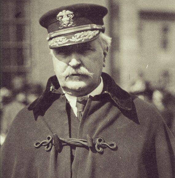 被严重误读的"军用斗篷"_蒋介石_军官_披风