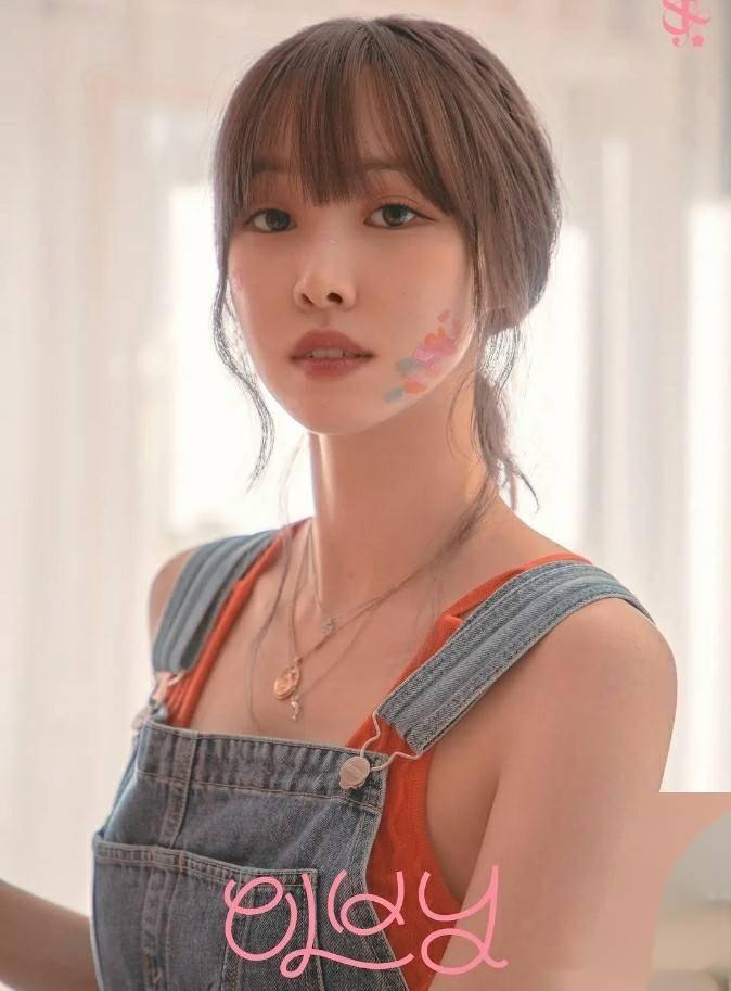 34岁的崔俞娜,她的美丽和才华让人叹为观止,这写真太迷人了!