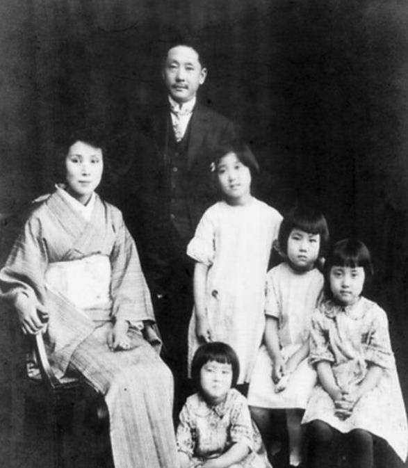 1938年,国军一上将去世,9年后,钱学森在上海娶了他的女儿
