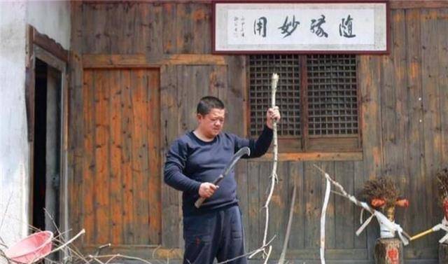 高考状元李子英:坠马后患重度抑郁,抛下妻女归隐山林