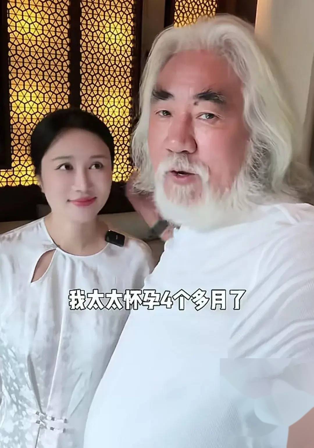 张纪中老婆凌晨3点想吃羊肉串,全家摸黑飞新疆,把杜星霖宠上天