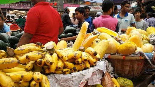   引起 在印度尝水果太好吃了，一口气买了五个菠萝，六斤芒果，付钱的时候惊呆了！ 