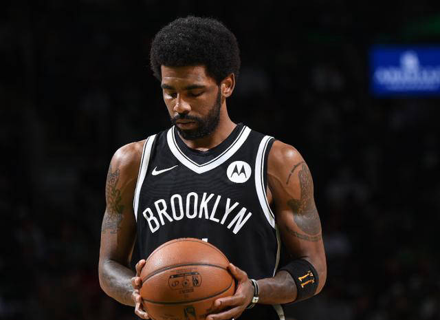 独行侠gm称欧文为杰出队友与领袖,外界也一致认可