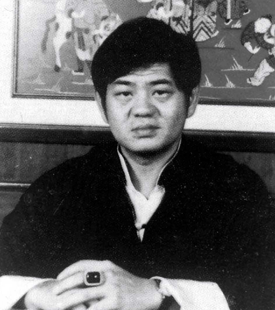 黄任中:相貌平平无奇,却拥有近百位女友,64岁败光家产后离世_陈宝莲_台湾_时候