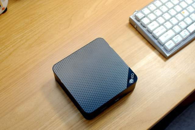 下班随手带走的电脑?新风尚的一体式轻办公主机零刻EQ13了解一下