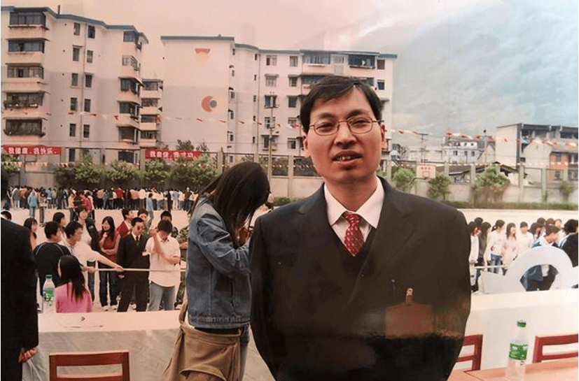 自己接生,11年花光350万积蓄,如今怎样_王青松_生活_养生