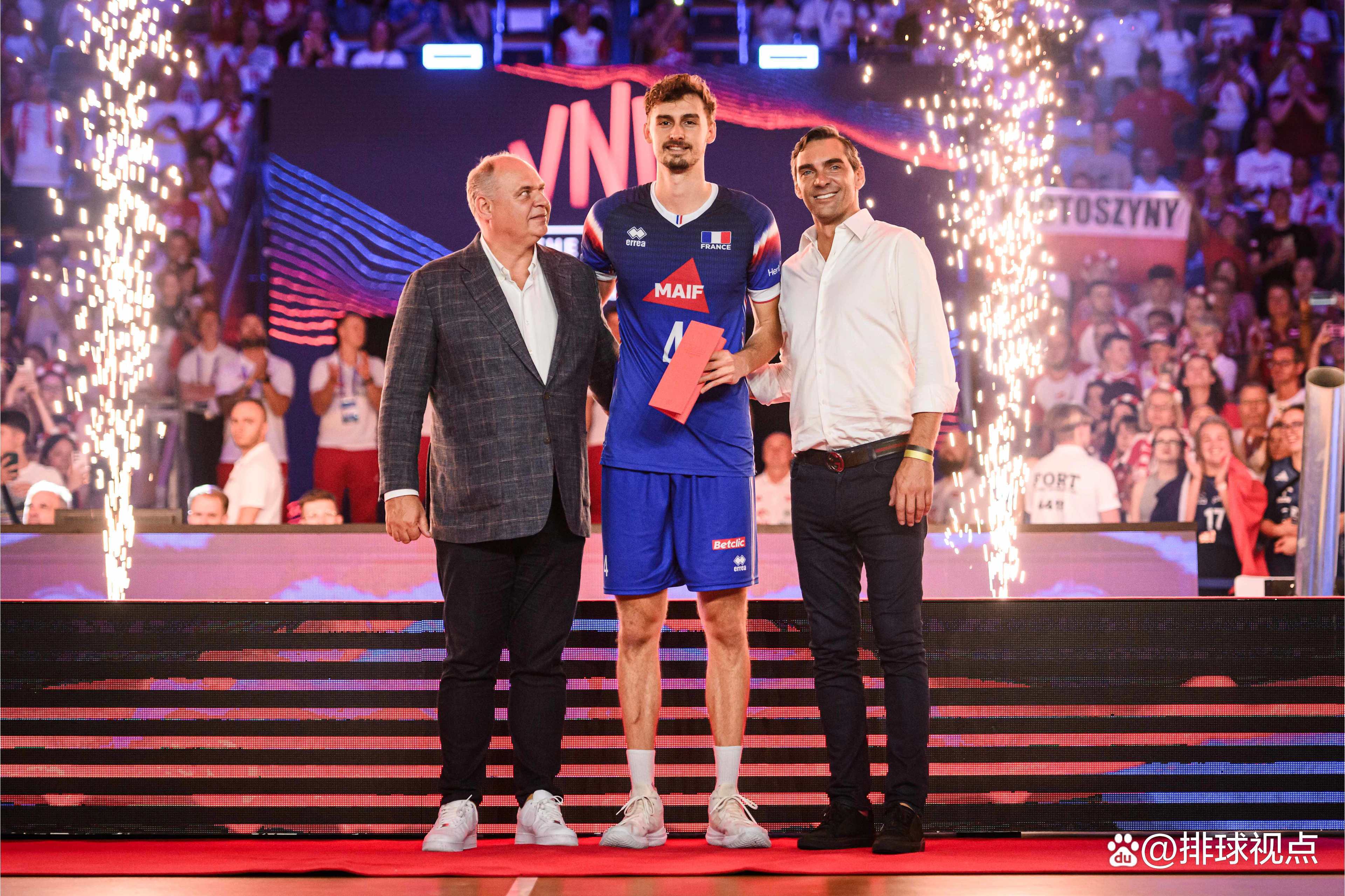 山本智大(日本)最佳二传:布里扎(法国)最佳接应:帕特里(法国)第二副攻