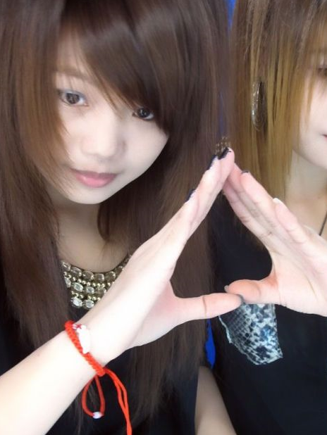 曾经,杀马特女生长大后,身材好,越看越漂亮,如今,她们还好吗