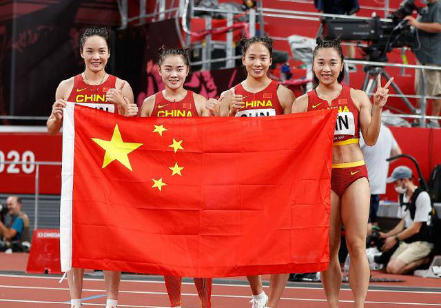 田径女子4x100接力巴黎奥运梦碎,韦永丽发文暂别,黄金