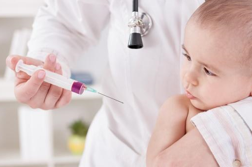 这三种自费疫苗要再给宝宝打一次，等到宝宝有问题就来不及了_打疫苗_水痘_家长