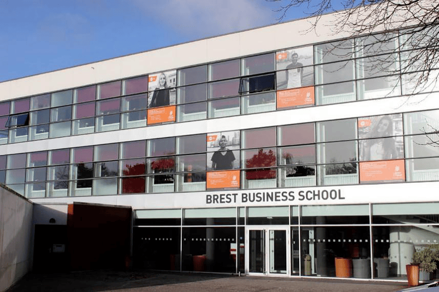 法国布雷斯特商学院工商管理博士的教学方式