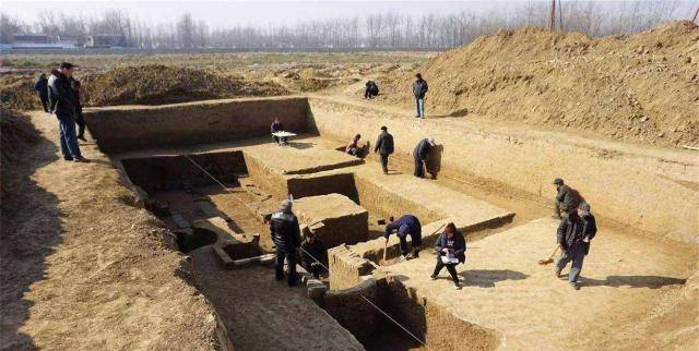 中国最诡异的五座古墓,你都听说过吗?龙墓,血墓,秽墓