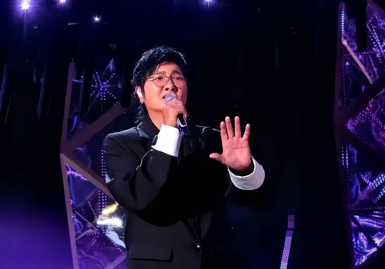 看到孙楠和刘德华的演出现场后,才知著名歌手和天王的差距有多大