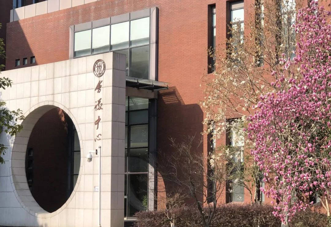 中国人民大学与加拿女王大学金融硕士:学霸很耀眼,但普通人如何逆袭_