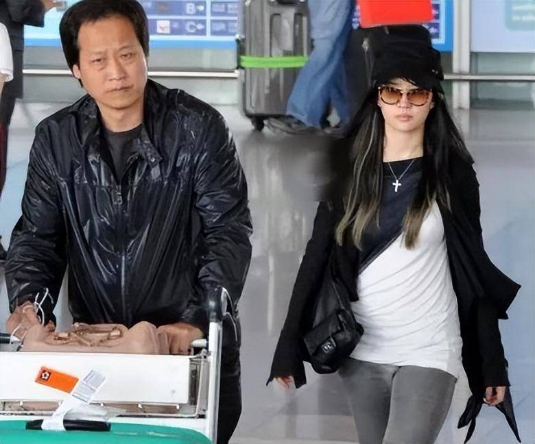 一部剧,戳穿36岁刘亦菲的"真实处境",终究难逃"干爹"陈金飞_刘晓莉