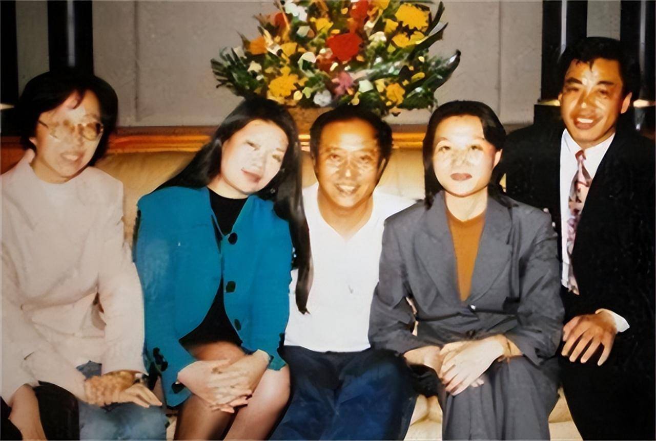 牛群前妻刘肃:50岁要求离婚,不要家庭不要孩子想要活出自我