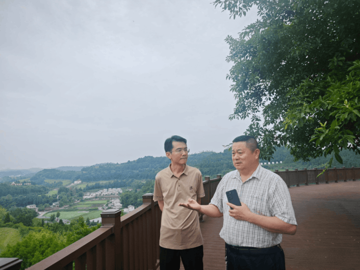 恩典生命科技携手拱市联村党委书记蒋乙嘉深化合作,助力乡村全面振兴