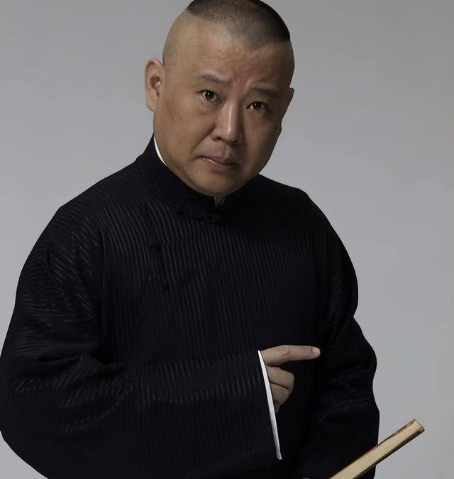 "主持一哥"李彬:曾将郭德纲关笼子48小时,被"封杀"后他去哪了?