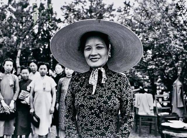 跟宋美龄吃饭是一种什么感觉?客人们难接受,丈夫也很无奈