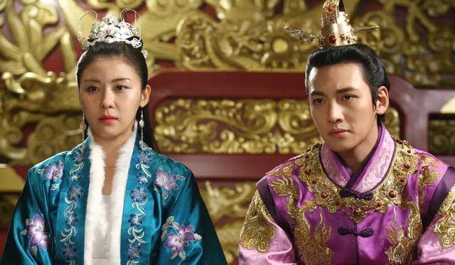 外国女进入中国后宫,32年成为唯一外国皇后,奇皇后究竟哪神奇?